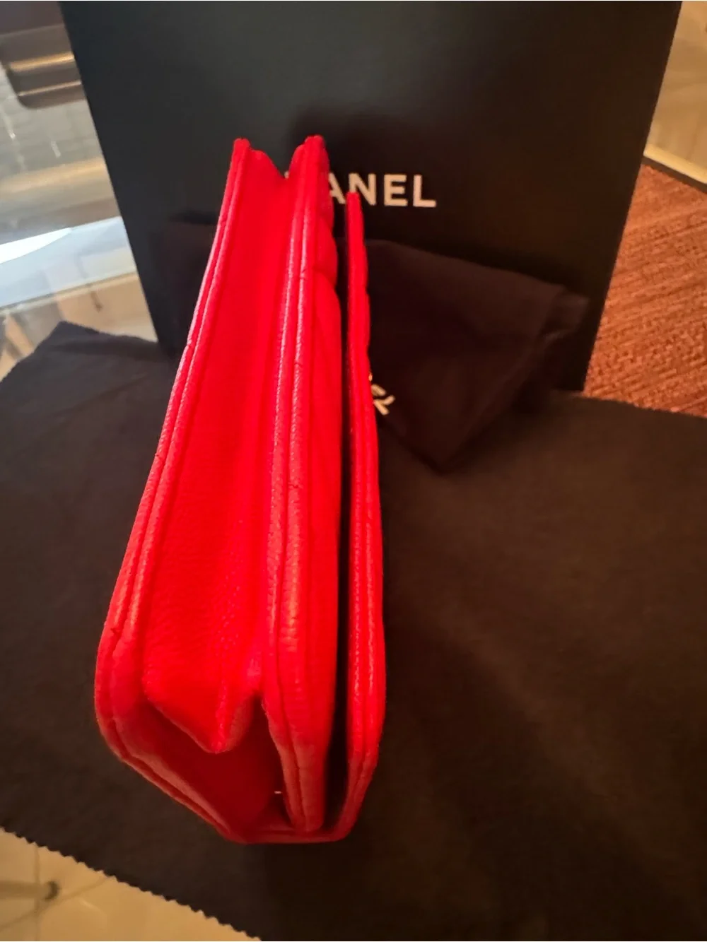 CHANEL authentic vivid
